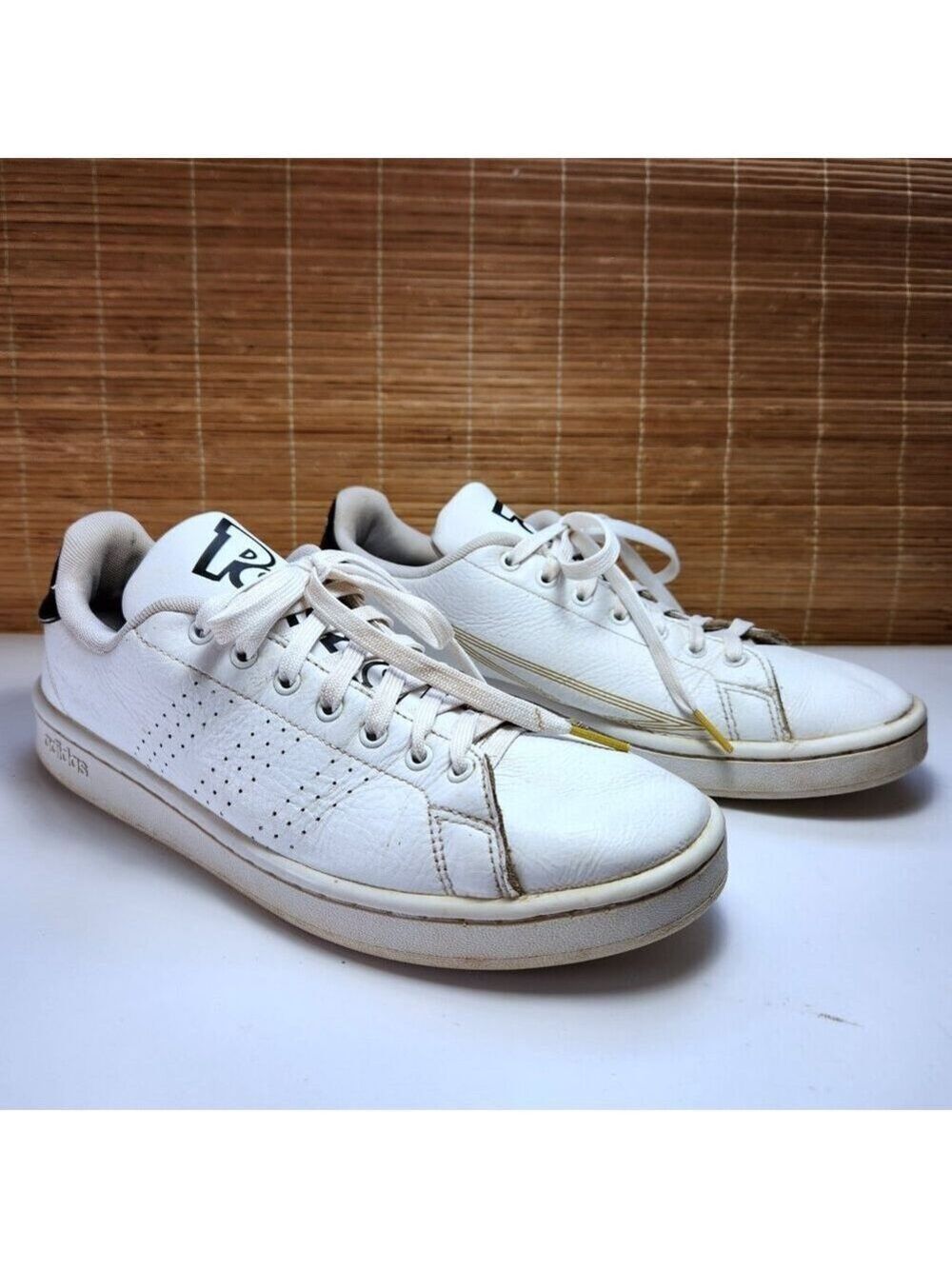 Adidas Advantage Pokémon Sneakers • Men’s 9.5 • White Leather Pikachu Shoes